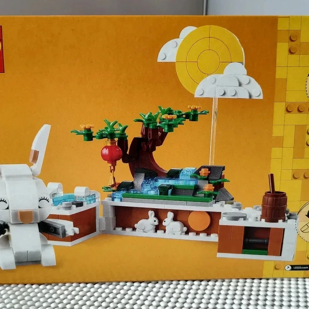 Lego 40643 Jade Rabbit NWT Building Toy Set